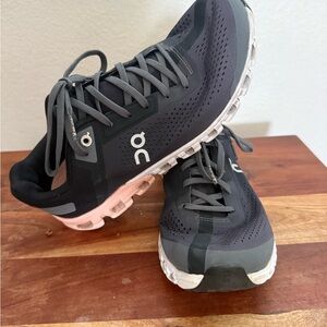 On Running Women's Gray and Pink Athletic Shoes